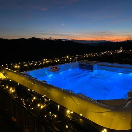 Beautiful Home In Sv,Martin Na Muri With Jacuzzi Свети Мартин на Мури Екстериор снимка