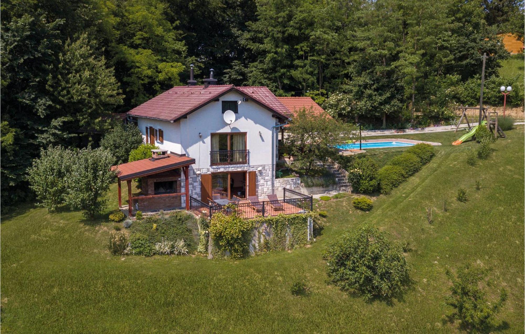 Beautiful Home In Sv,Martin Na Muri With Jacuzzi Свети Мартин на Мури Екстериор снимка